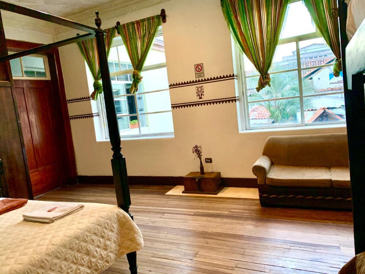 Hostal Yakumama Cuenca Eksteriør billede