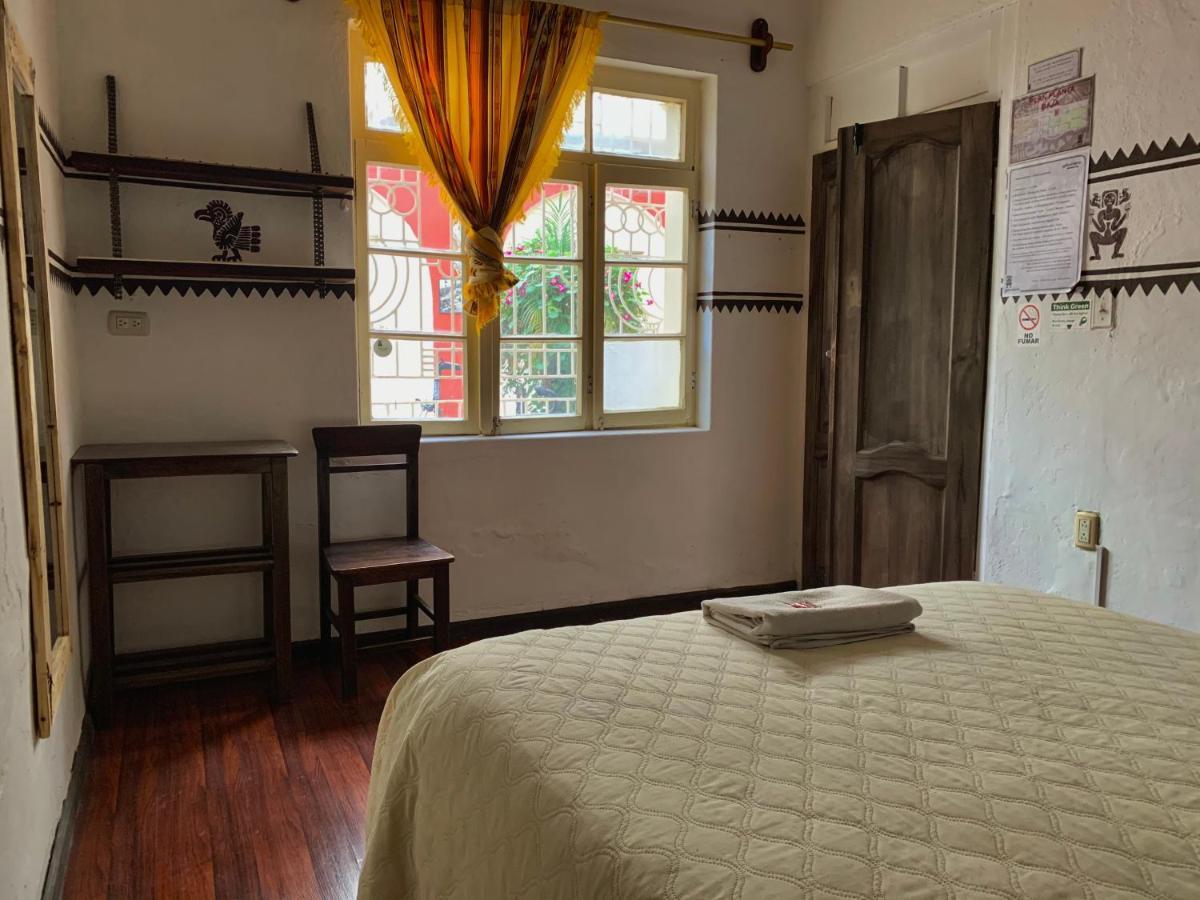 Hostal Yakumama Cuenca Eksteriør billede