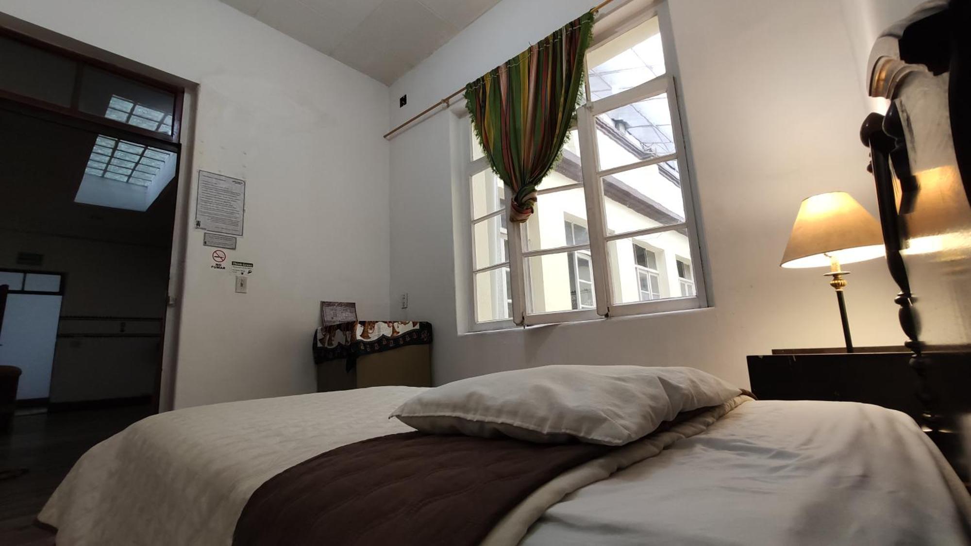 Hostal Yakumama Cuenca Værelse billede